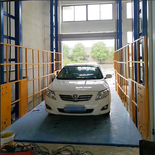 導軌式升降平臺（汽車梯）